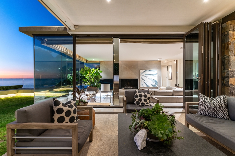To Let 6 Bedroom Property for Rent in Clifton Western Cape